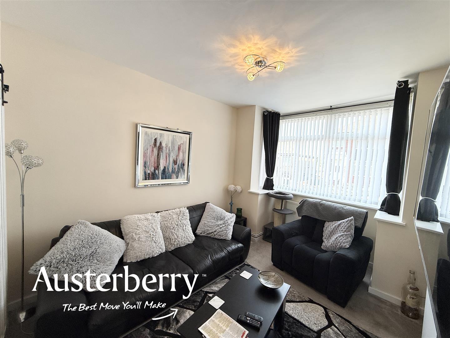 3 bed property in Highfield Avenue, Stoke-On-Trent